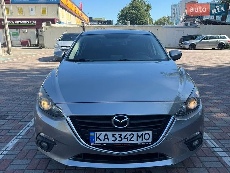 Mazda 3 2015