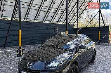Седан Mazda 3 2011 в Черкассах