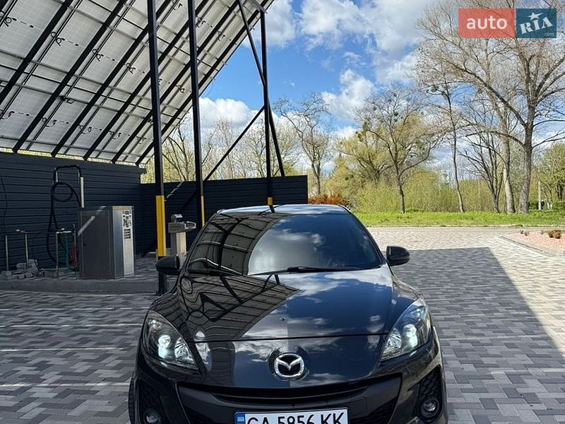 Седан Mazda 3 2011 в Черкассах