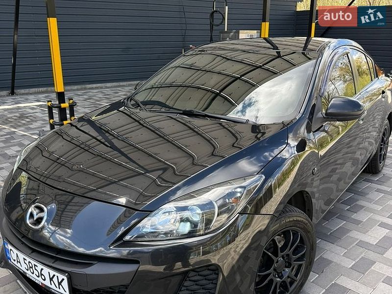 Седан Mazda 3 2011 в Черкассах