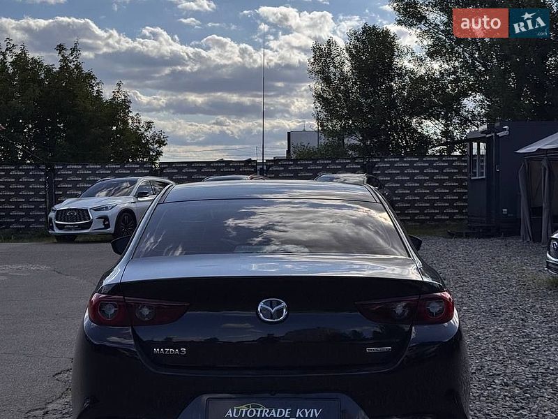 Седан Mazda 3 2022 в Києві