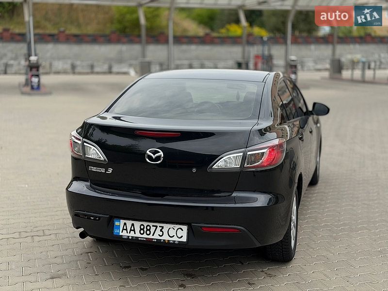 Седан Mazda 3 2013 в Ровно фото 3 Седан Mazda 3 2013 в Ровно