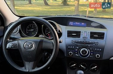 Седан Mazda 3 2013 в Ровно фото 19 Седан Mazda 3 2013 в Ровно