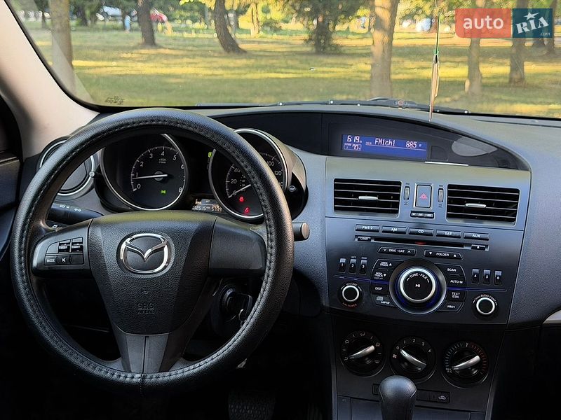 Седан Mazda 3 2013 в Ровно фото 19 Седан Mazda 3 2013 в Ровно