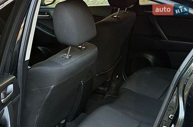 Седан Mazda 3 2013 в Ровно фото 24 Седан Mazda 3 2013 в Ровно