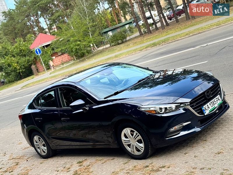 Седан Mazda 3 2017 в Києві
