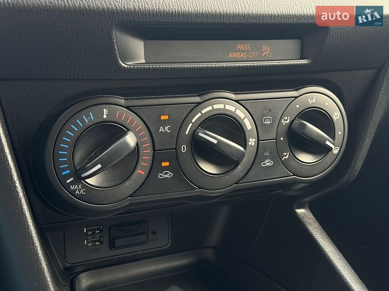 Хетчбек Mazda 3 2016 в Києві фото 19 Хетчбек Mazda 3 2016 в Києві
