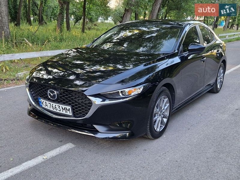 Седан Mazda 3 2020 в Малині