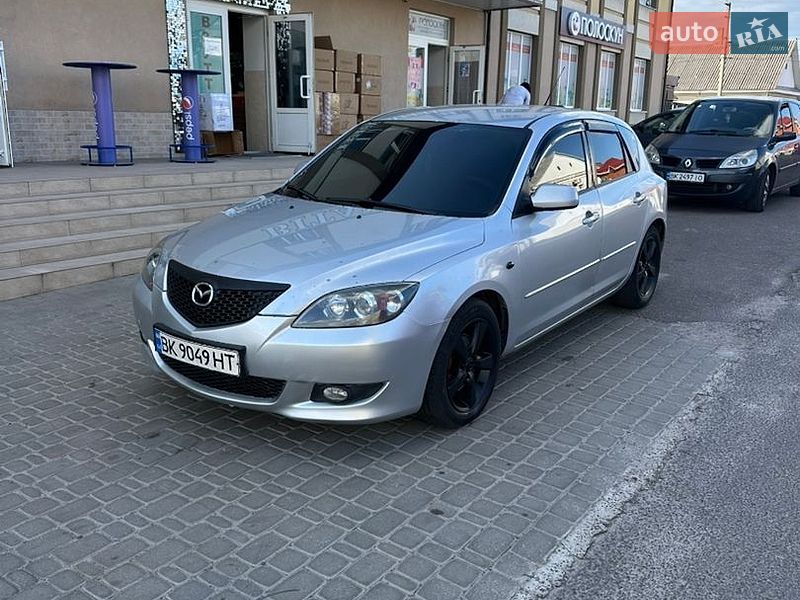 Хетчбек Mazda 3 2006 в Дубровиці
