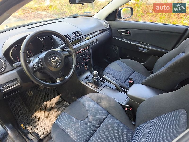 Седан Mazda 3 2005 в Черкассах