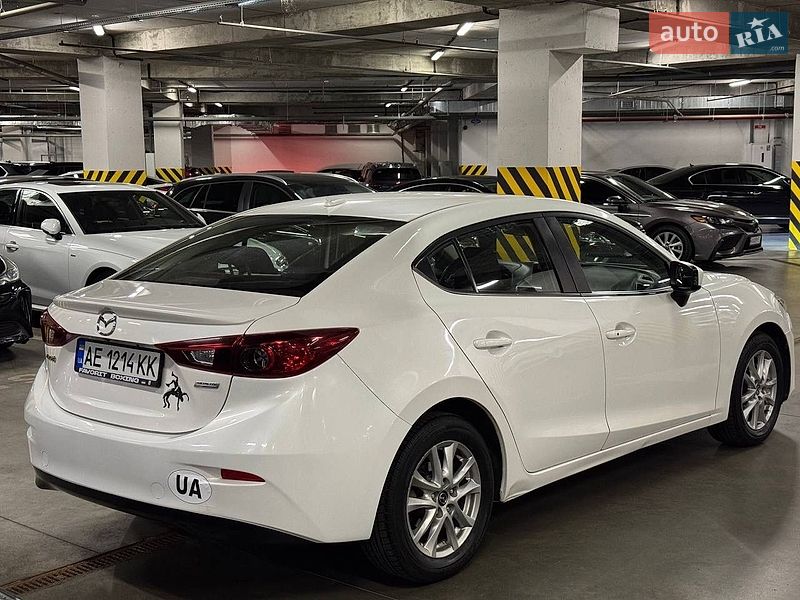 Седан Mazda 3 2013 в Києві