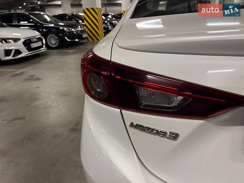 Седан Mazda 3 2013 в Києві
