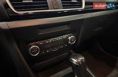 Седан Mazda 3 2013 в Києві