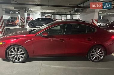 Седан Mazda 3 2019 в Киеве