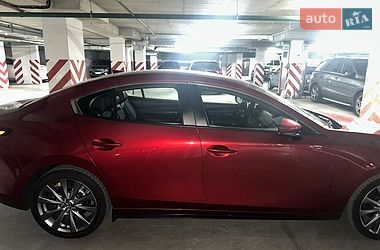 Седан Mazda 3 2019 в Киеве