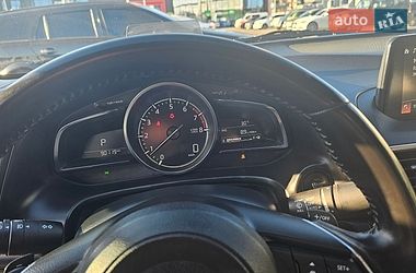 Седан Mazda 3 2018 в Харькове