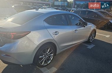 Седан Mazda 3 2018 в Харькове