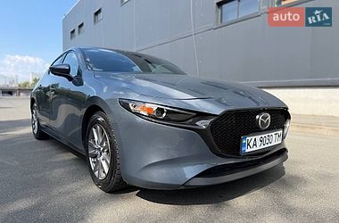Хетчбек Mazda 3 2024 в Києві
