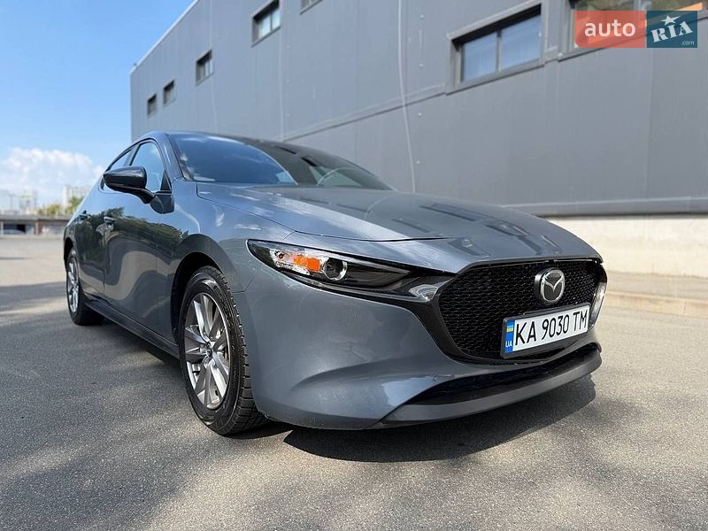 Хетчбек Mazda 3 2024 в Києві