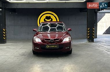Хетчбек Mazda 3 2008 в Чернівцях