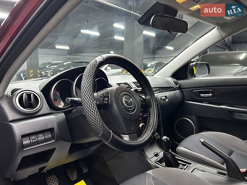 Хетчбек Mazda 3 2008 в Чернівцях