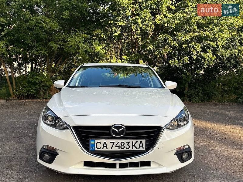 Хэтчбек Mazda 3 2016 в Киеве