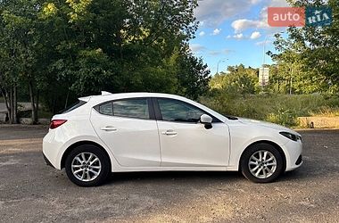 Хэтчбек Mazda 3 2016 в Киеве