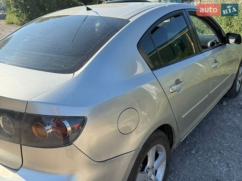 Седан Mazda 3 2006 в Дніпрі
