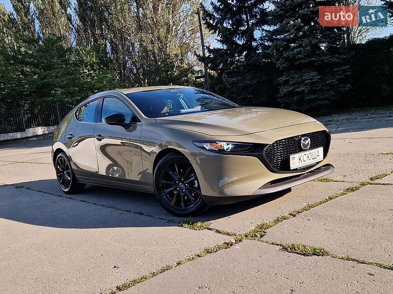 Хэтчбек Mazda 3 2023 в Днепре