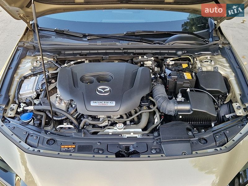 Хэтчбек Mazda 3 2023 в Днепре