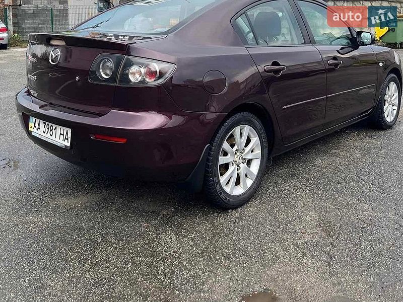 Седан Mazda 3 2008 в Киеве