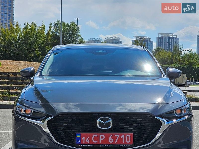 Седан Mazda 3 2023 в Киеве