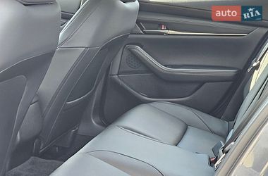 Седан Mazda 3 2023 в Киеве