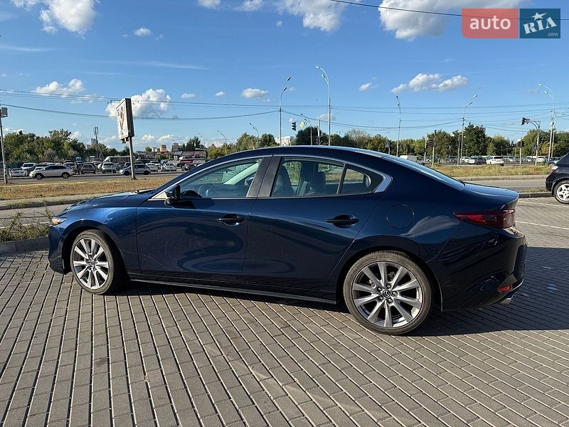 Седан Mazda 3 2020 в Києві