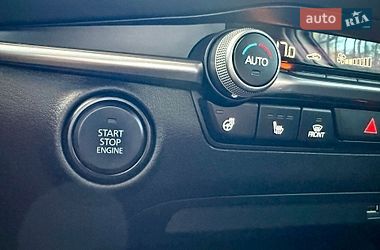 Хетчбек Mazda 3 2021 в Дніпрі