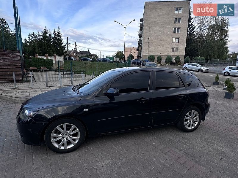 Хэтчбек Mazda 3 2007 в Луцке