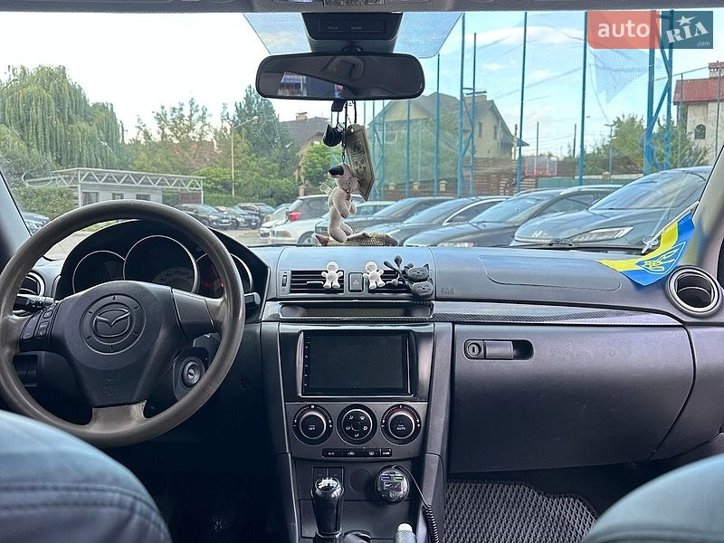 Хэтчбек Mazda 3 2007 в Луцке
