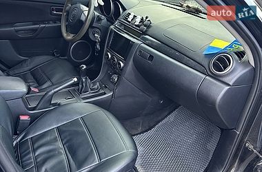 Хэтчбек Mazda 3 2007 в Луцке