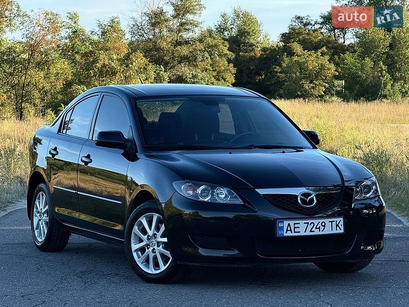 Седан Mazda 3 2008 в Днепре