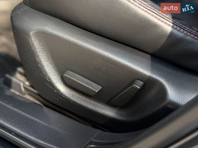 Хэтчбек Mazda 3 2013 в Тернополе
