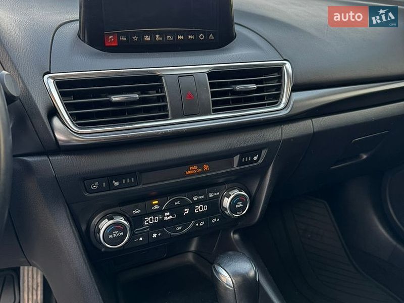 Седан Mazda 3 2017 в Чернівцях фото 30 Седан Mazda 3 2017 в Чернівцях
