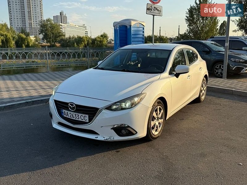 Mazda 3 2015