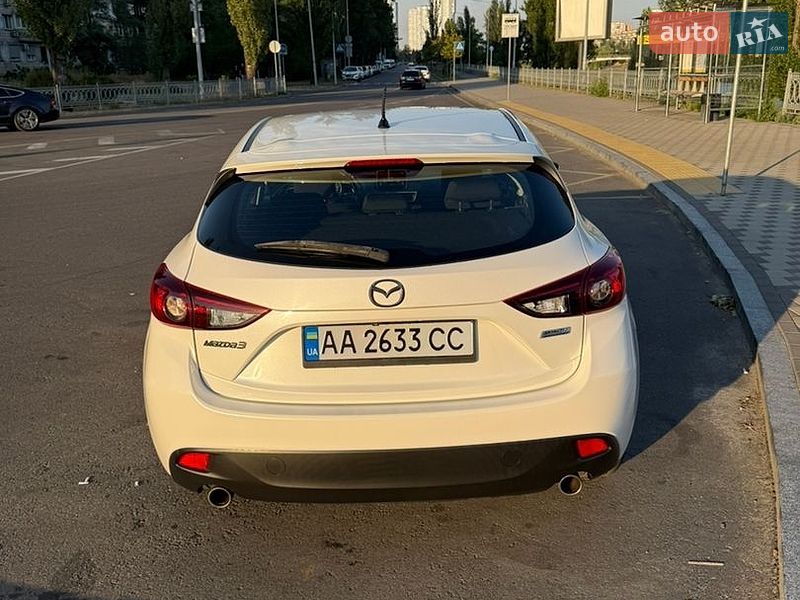 Хетчбек Mazda 3 2015 в Києві