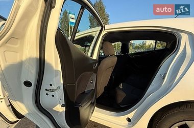 Хетчбек Mazda 3 2015 в Києві