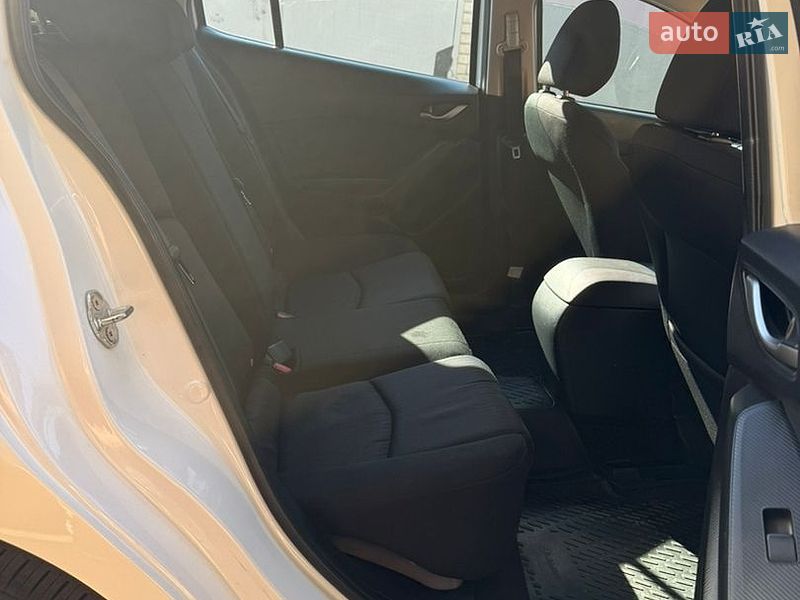 Хетчбек Mazda 3 2015 в Києві