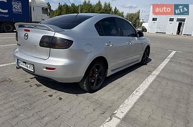 Седан Mazda 3 2005 в Каменец-Подольском