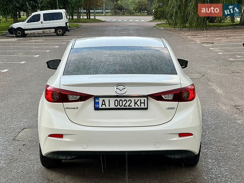 Седан Mazda 3 2014 в Обухові