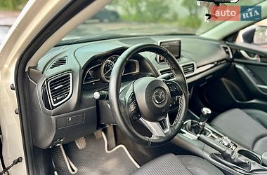 Седан Mazda 3 2014 в Обухові