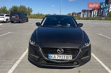 Седан Mazda 3 2017 в Киеве