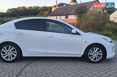 Седан Mazda 3 2012 в Львові